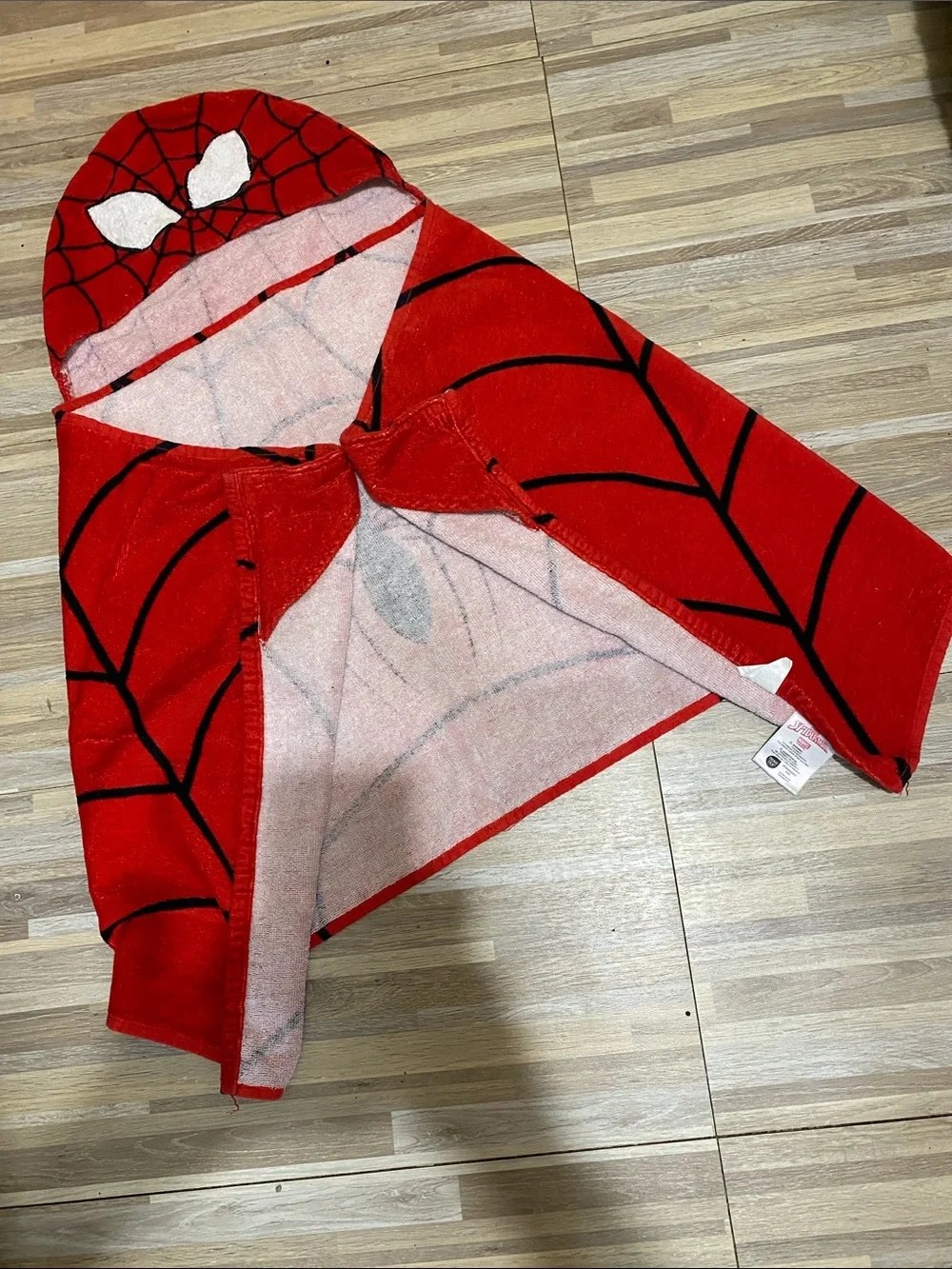 MARVEL Spider Man hooded towel